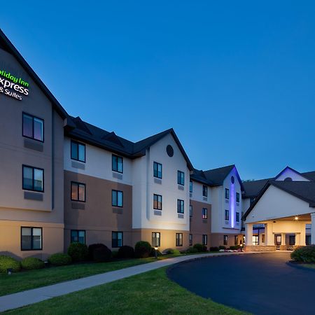 Holiday Inn Express & Suites Bradley Airport By Ihg Windsor Locks Dış mekan fotoğraf