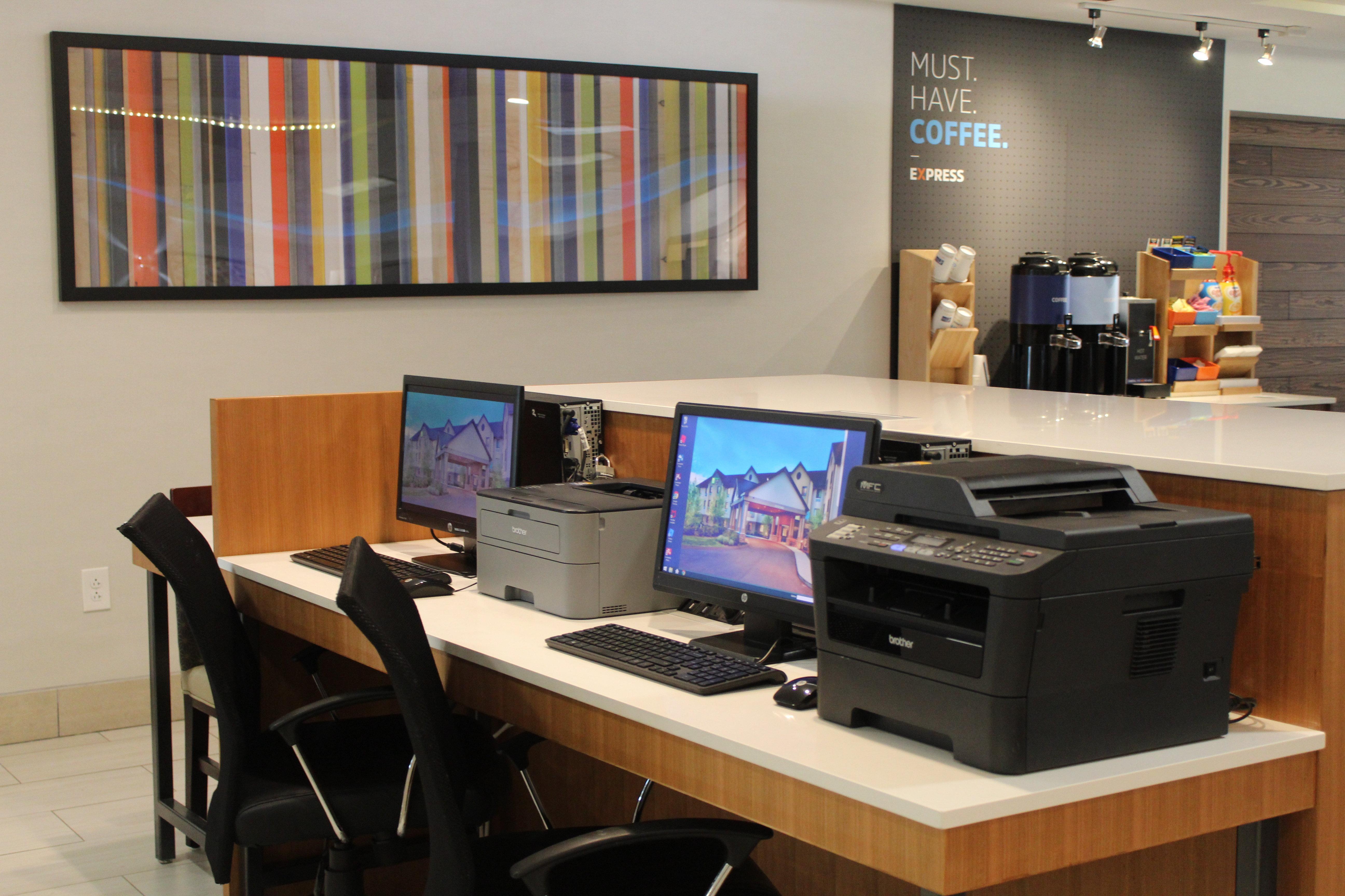 Holiday Inn Express & Suites Bradley Airport By Ihg Windsor Locks Dış mekan fotoğraf