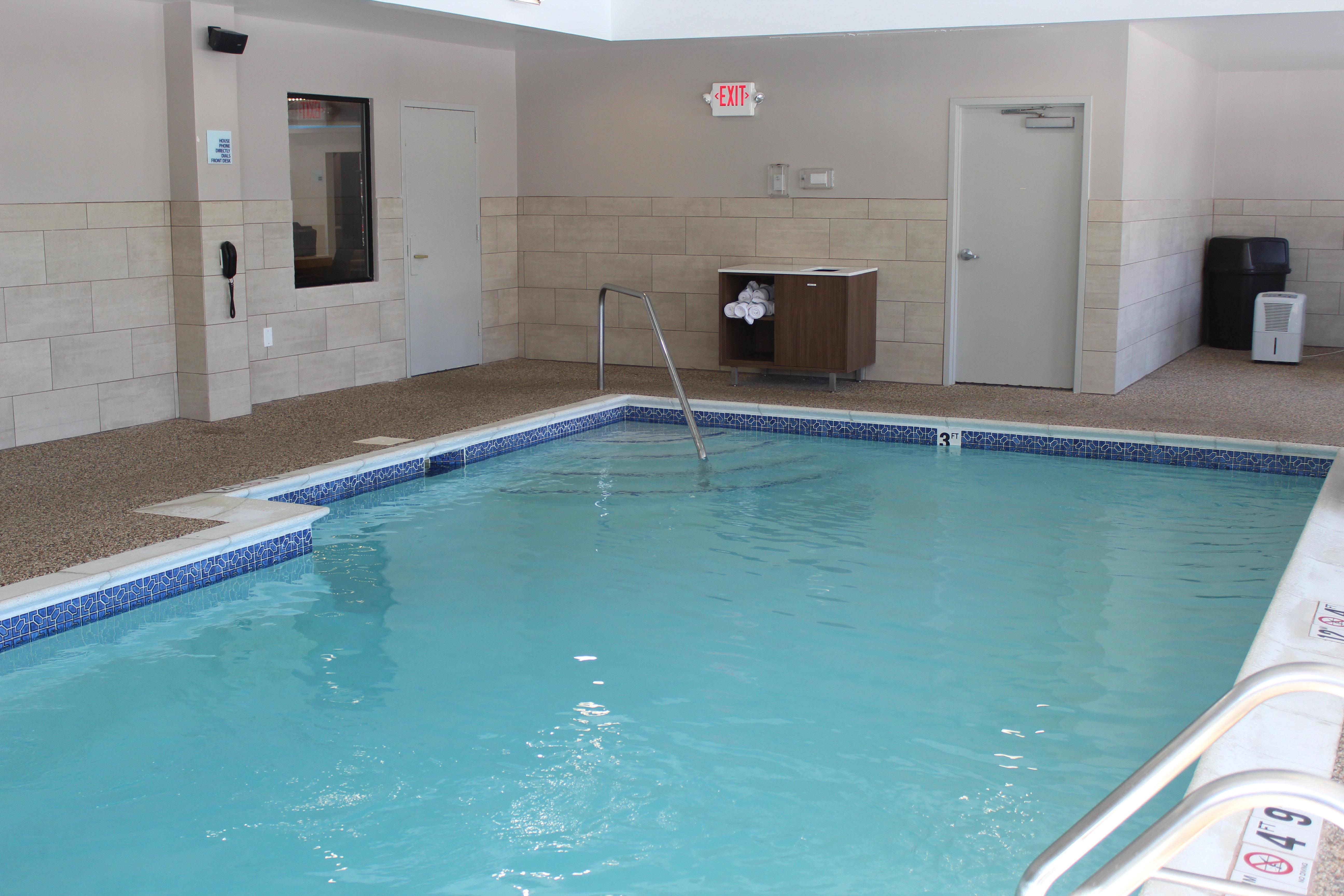 Holiday Inn Express & Suites Bradley Airport By Ihg Windsor Locks Dış mekan fotoğraf