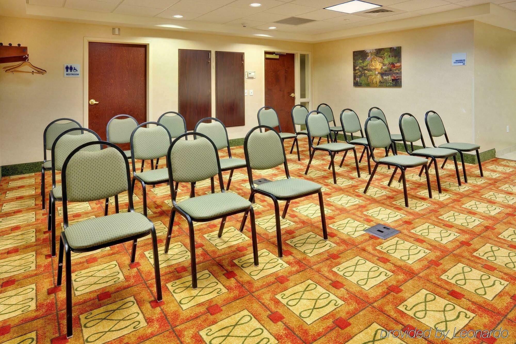 Holiday Inn Express & Suites Bradley Airport By Ihg Windsor Locks Dış mekan fotoğraf