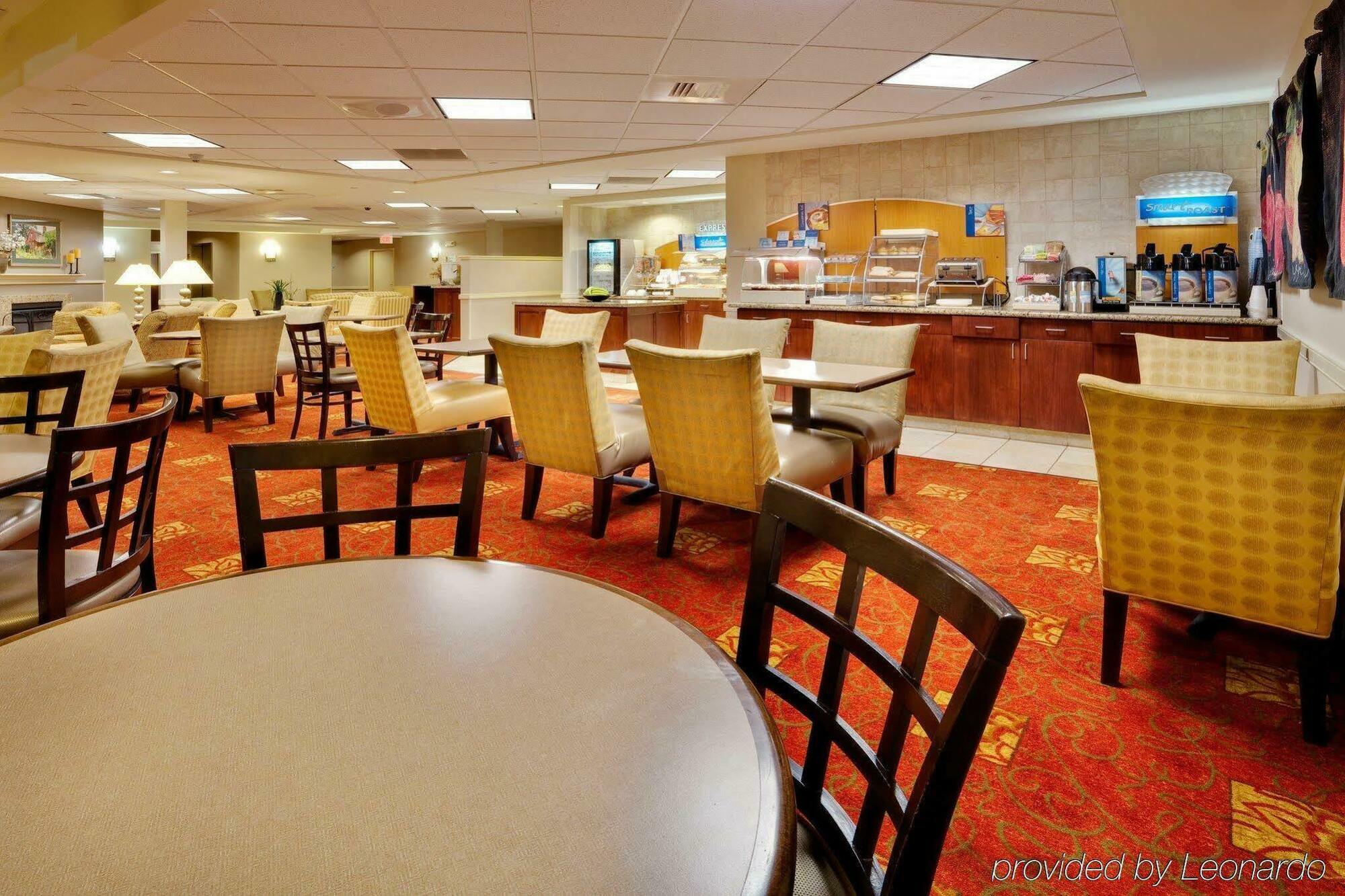 Holiday Inn Express & Suites Bradley Airport By Ihg Windsor Locks Dış mekan fotoğraf