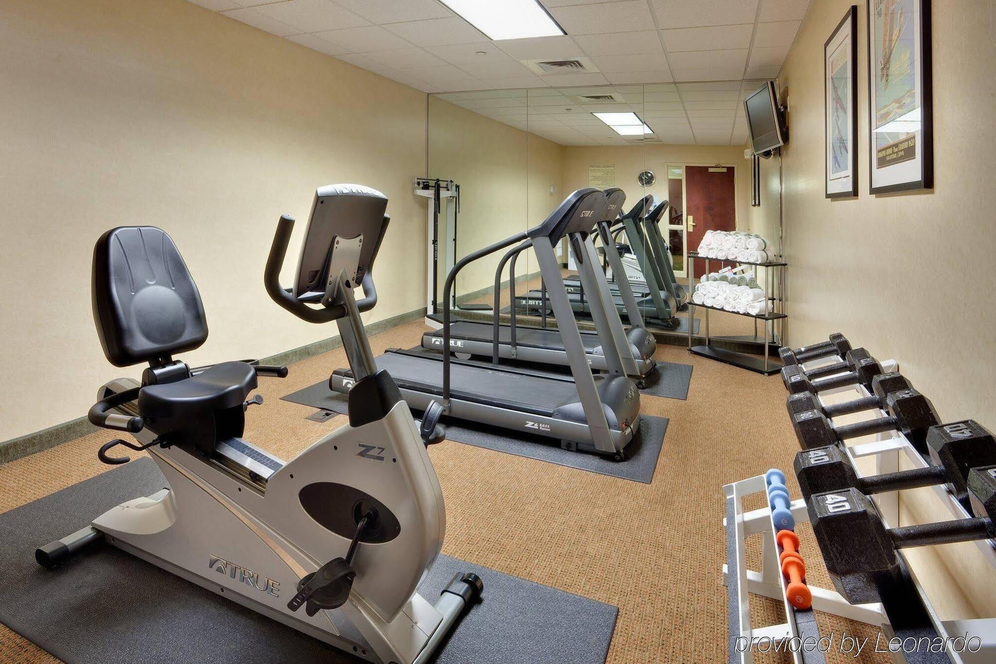 Holiday Inn Express & Suites Bradley Airport By Ihg Windsor Locks Dış mekan fotoğraf