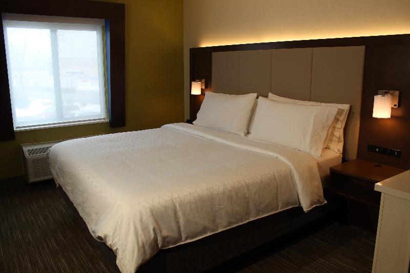 Holiday Inn Express & Suites Bradley Airport By Ihg Windsor Locks Dış mekan fotoğraf